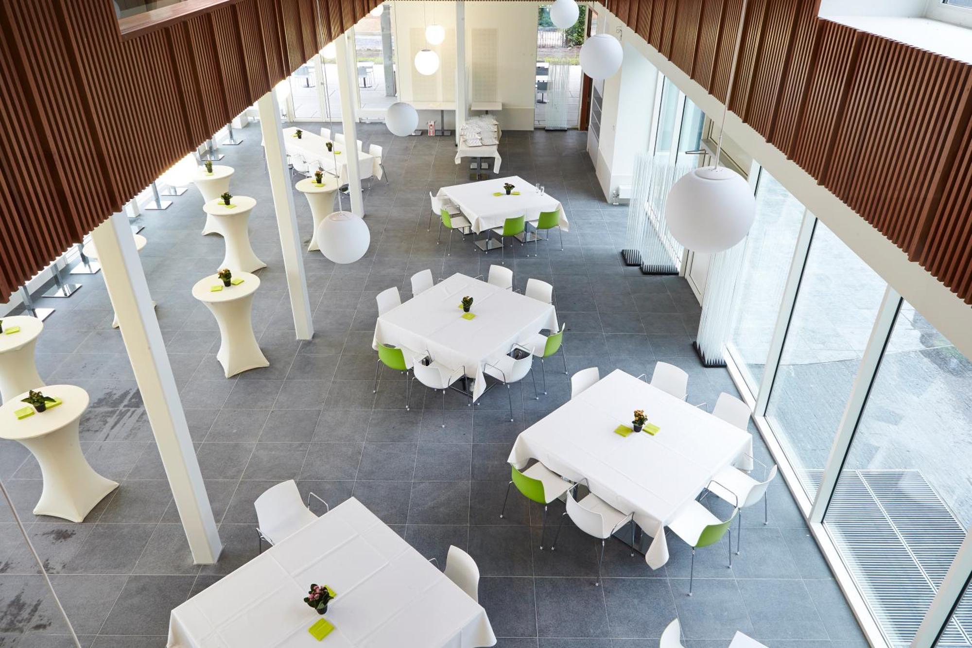 Hotel Middelpunt - Gratis Parking - Ontbijt Inbegrepen! Middelkerke Bagian luar foto